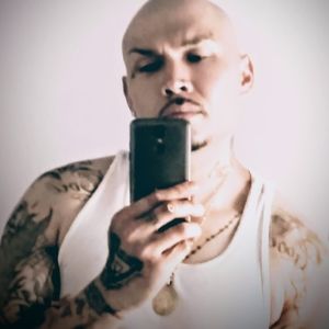 Meet your Posher, Ace